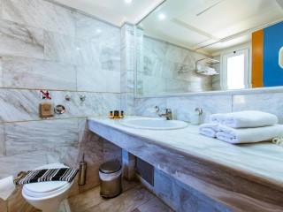 ANAIS COLLECTION HOTELS & SUITES