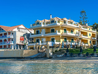 Andreolas Luxury Suites