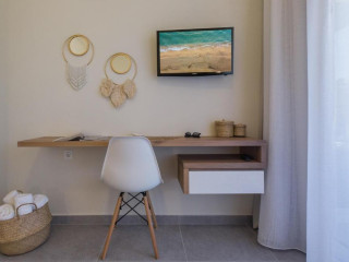 Anemelia Luxury Apartments