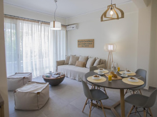 Anemelia Luxury Apartments