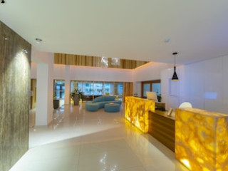 ANEMI HOTEL & SUITES