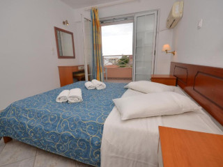 Anemona Beach Studios and Apartments