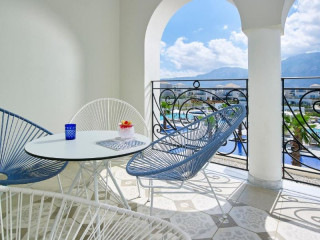 ANEMOS LUXURY GRAND RESORT