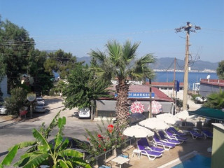 ANERISSA  HOTEL