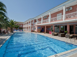 Angelina’s Hotel & Apartments