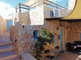 Angels Suites of 1870