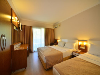 ANNABELLA PARK ROOM 