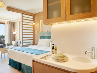 Anthemus Sea Beach Hotel & Spa