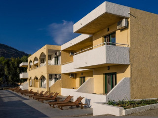 Anthi Maria Studios and Apartments