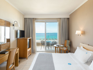 Antigoni Seaside Resort