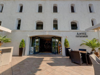 Antik