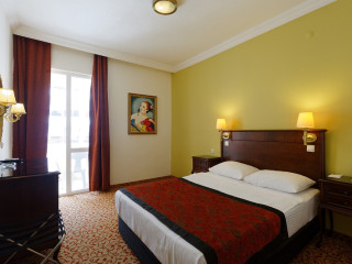 RAMADA HOTEL  SUITES BY WYNDHAM COSTA DEL SOL