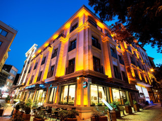 Antusa Palace Hotel & Spa