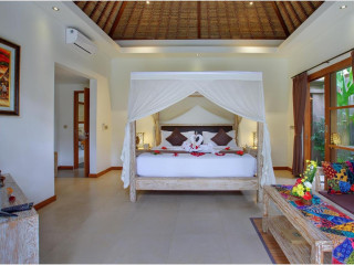 Anusara Luxury Villas