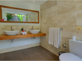 Anusara Luxury Villas