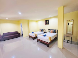 ANYAVEE CHOM BY THE SEA