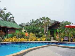 Ao Nang Baan Suan Resort