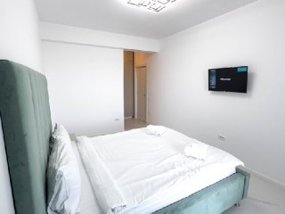 WAVE 6 PROMENADA APARTMENTS cm