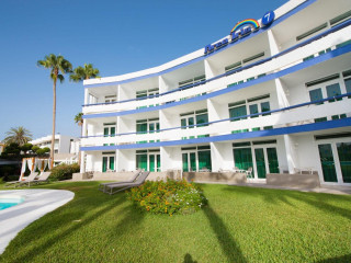 Apartamentos Arco Iris