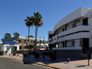 Apartamentos Arco Iris