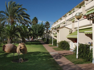 Apartamentos Estival Park