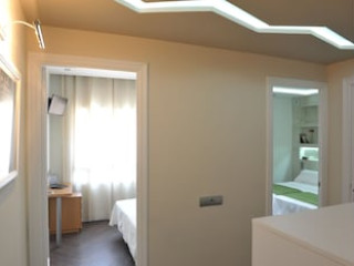 Apartamentos Gaudint Barcelona Suites