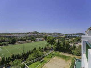 Apartamentos Holiday Center S.A.