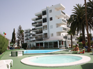 Apartamentos Las Jacarandas