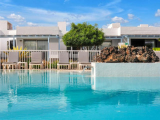 Apartamentos LIVVO Mar Azul - Adults Only