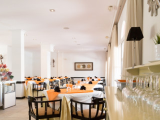 Apartamentos Marola Park
