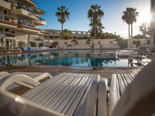 Apartamentos Oro Blanco