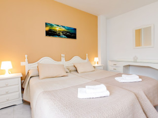 Apartamentos Turísticos Almoraide