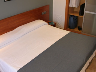 APARTAMENTS INDEPENDENCIA