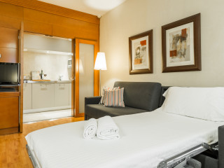 Aparthotel Mariano Cubi