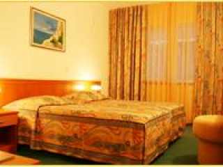 Aparthotel Milenij