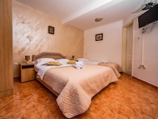 APARTMANI MARKOVIC