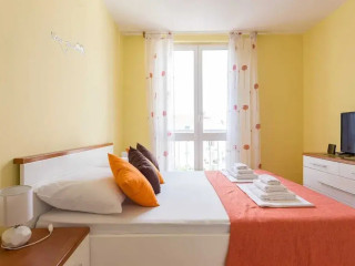 Apartment Mins