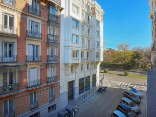 Apartment Near Retiro Park & Prado Museum Retiro I