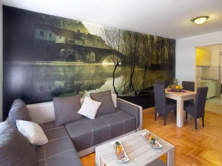 Apartment S&S