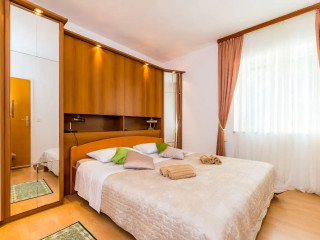 Apartment Valonija