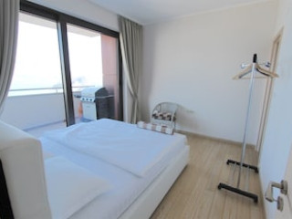 APARTMENTS AQUA