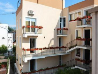 APARTMENTS BALABUSIC