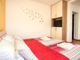APARTMENTS IVANOVIC