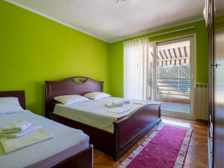 APARTMENTS IVARDI?