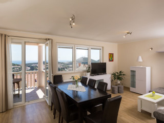 Apartments Villa Dadic