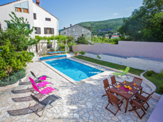 Apartments Villa Roza