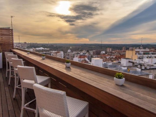 Apartosuites Jardines De Sabatini