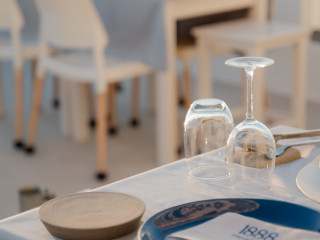 Apeiron Blue Santorini