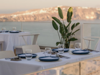 Apeiron Blue Santorini