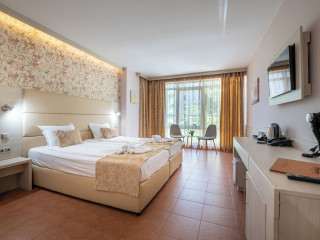 Aphrodite Beach Hotel